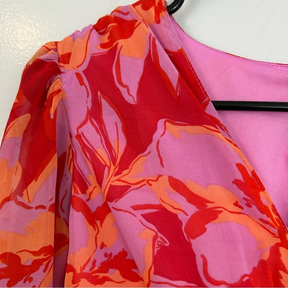 NWT Jessica Simpson Floral Long Sleeve Ruffle Dress with Side Cut Outs Size  S - Picture 4 of 13